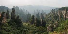 Parc Forestier National de Zhangjiajie et l'Ascenseur Bailong