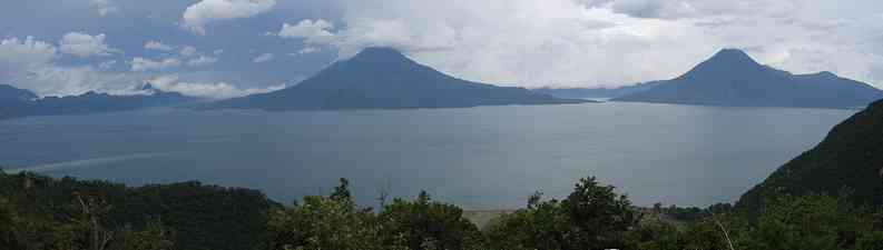 Photo du Lac Atitl&aacute;n