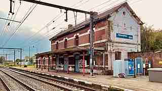 Photo de la gare d'Hennuyères